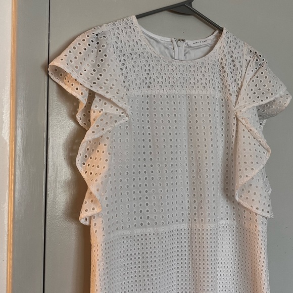 🍐 Mika & Gali Women's Calista White Eyelet dress - Picture 13 of 13